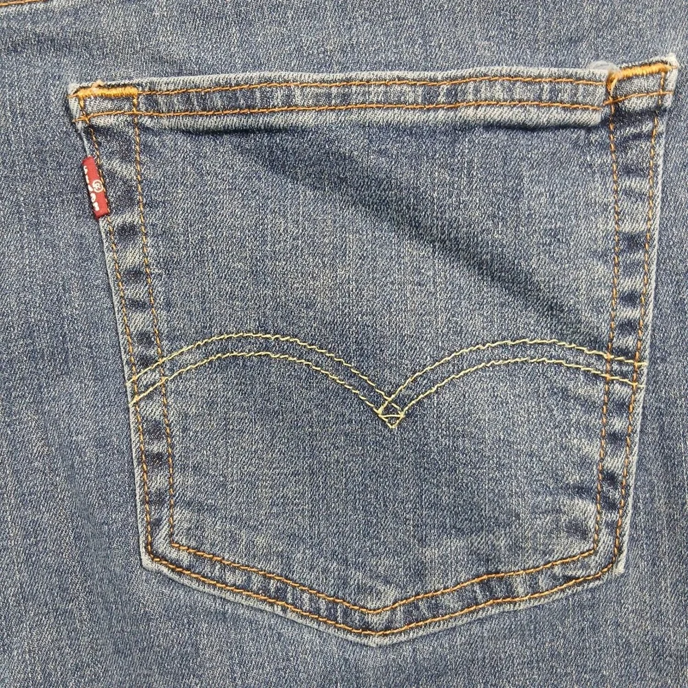 Levi's 559 Relaxed Straight Jeans Mens 52x32 Medium Wash Blue‎ Stretch EUC